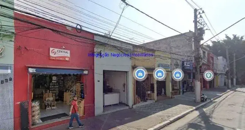 Loja 60m² e 01 banheiro.  Excelente localização entre as Ruas do Gasômetro, Maria Domitila e Vasco da Gama.