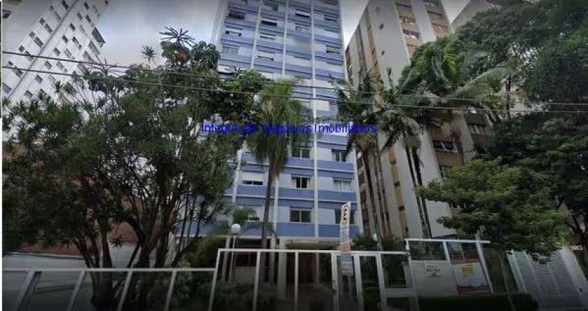 Apartamento 230,48m², 03 dormitórios (sendo 01 suíte), 03 banheiros e 02 vagas de garagem.  Condomínio com Segurança, Portaria, Playground
