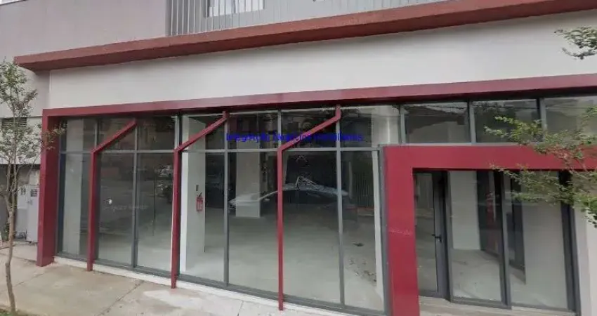 Loja 274,18m², 01 banheiro e 02 vagas de garagem.  Condomínio com  segurança, piscina.