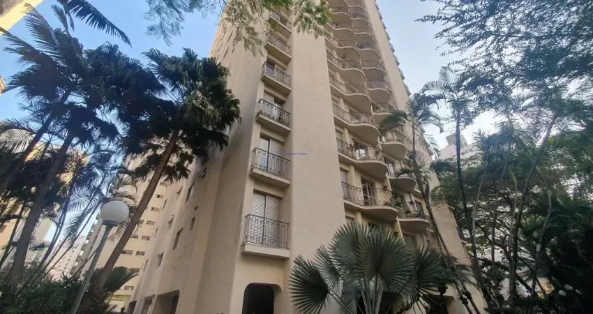 Apartamento 110m², 03 dormitórios (sendo 01 suíte), 02 banheiros e 01 vaga na garagem.  Condomínio com portaria, segurança, piscina, academia