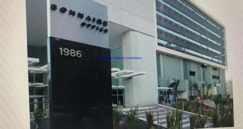 Conjunto comercial 73m², 02 banheiros e 02 vagas na garagem. condomínio com recepção. excelente localização entre as ruas professor josé horácio