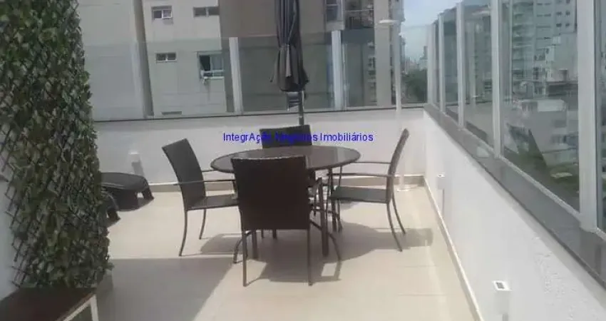 Condomínio com portaria, segurança 24hrs, piscina, piscina infantil, salão de festa e jardim.  excelente localização