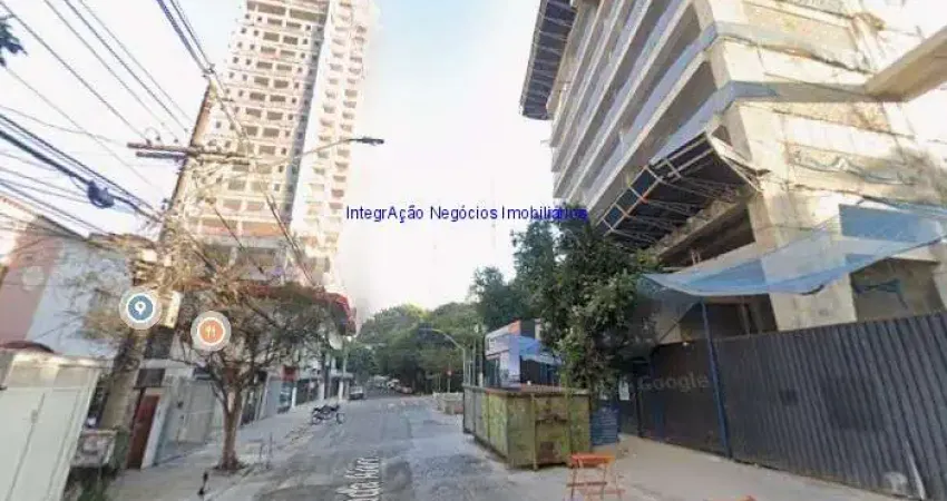 Loja 100m² e 02 banheiros. excelente localização, á 5 minutos andando para a estação do metrô clínicas; entre as ruas cardeal arcoverde, silvio sacra