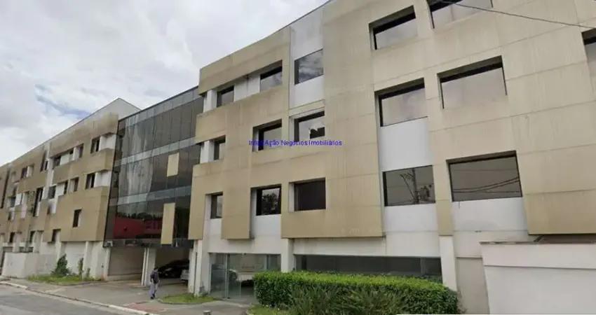 Conjunto comercial 722m², recepção, 02 banheiros e 10 vagas na garagem  excelente localização á 7 minutos andando para a estação do metrô joão dias