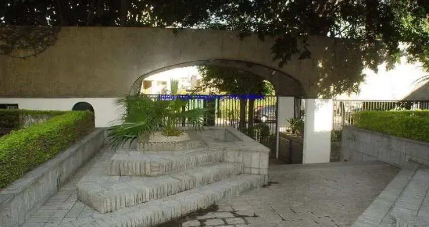 Apartamento duplex mobiliado 50m², 01 dormitório (01 suíte), 01 banheiro e 01 vaga de garagem. condomínio com portaria, gerador, jardim, lavanderia