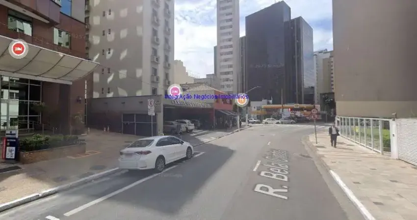 Loja 347,18m² e 01 banheiro. excelente localização á 5 minutos andando para a estação do metrô consolação; entre as ruas da consolação, matias aires