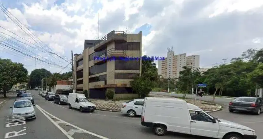 Prédio 942m², 10 banheiros e 24 vagas de garagem. excelente localização entre as ruas bairi, caativa e visconde de indaiatuba. todas as informações
