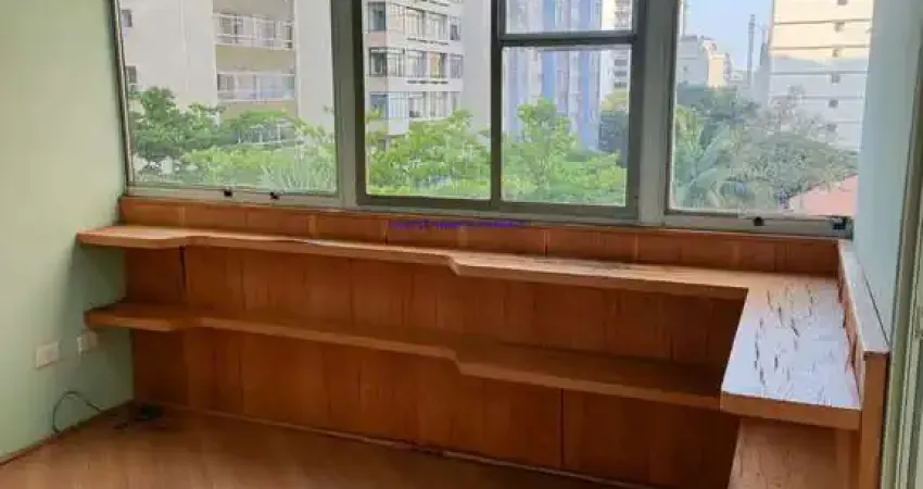 Conjunto comercial 70m², 02 salas, 02 banheiros e 01 vaga na garagem. condomínio com recepção e segurança. excelente localização