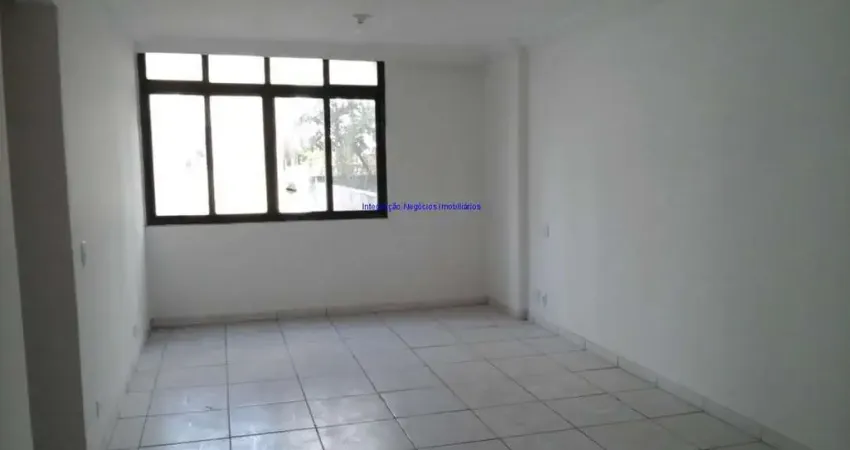 Apartamento 60m², 01 dormitório, 01 banheiro. Condomínio com interfone e sem elevador. Excelente localização entre as Ruas Caiubí, Diana e Bartira.