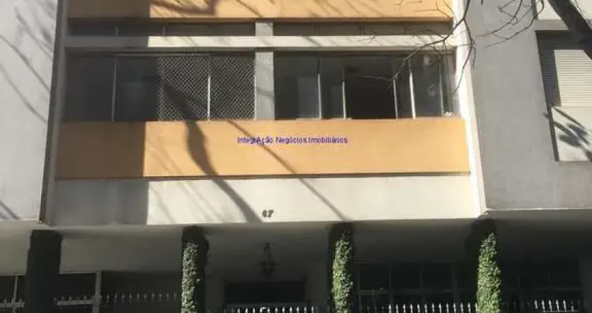 Condomínio com portaria e segurança. Excelente localização á 3 minutos andando para a estação do metrô Brigadeiro; Entre as Ruas Teixeira da Silva,