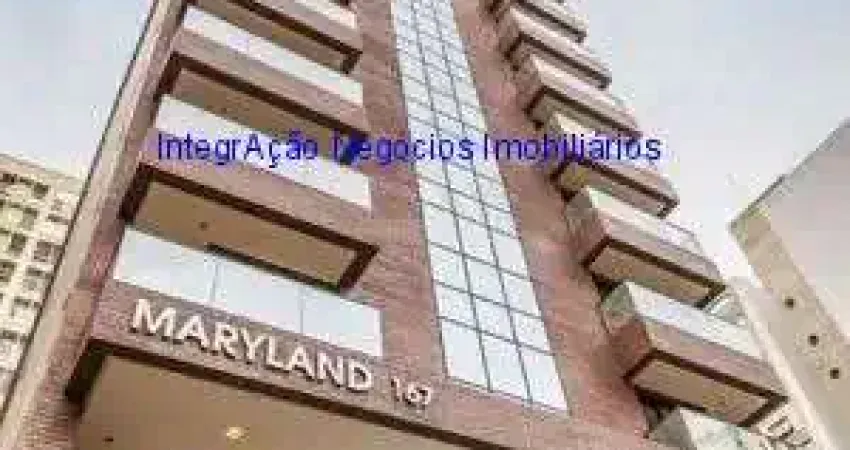 Condomínio com portaria, segurança, portaria. Excelente localização á 7 minutos andando para a estação do metrô Santa Cecilia;