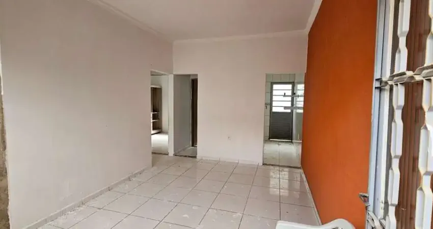 Casa com 2 dormitórios à venda, 45 m² por R$ 99.000,00 - Santa Cecília - Esmeraldas/MG