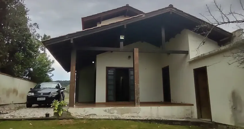 Ótima casa em são joão batista - com 3 dormitórios, sendo 1 suite - em são joão batista - sc