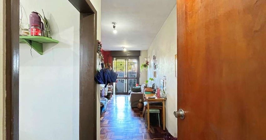 Apartamento para venda  no Bairro Santo Antônio em Porto Alegre