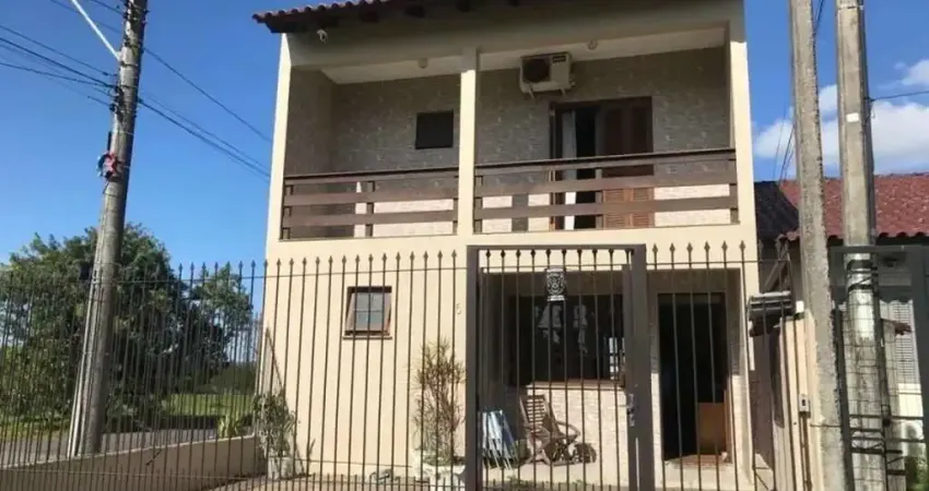 Casa com 3 quartos à venda na Rua Marcelo Küfner, 6, Hípica, Porto Alegre
