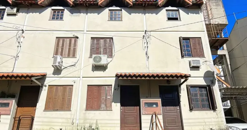 Casa em condomínio para venda  no bairro vila nova em porto alegre