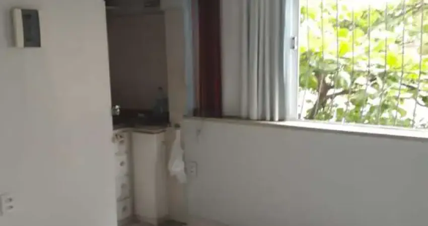 Ótimo apartamento estilo kitnet no coração da batista campos. área privativa de 50m². nascente.