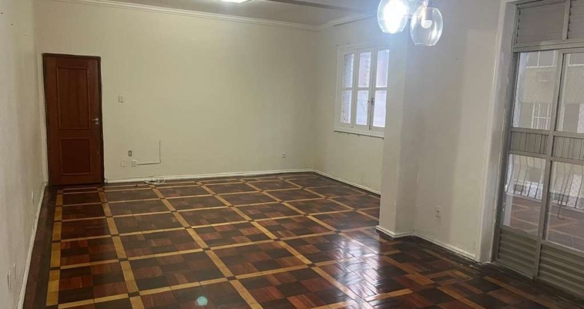 APARTAMENTO COM 3 QUARTOS SENDO 1 SUÍTE NO BAIRRO DE NAZARÉ! ÁREA PRIVATIVA DE 193M² - 2 APTOS POR ANDAR. 01 VAGA DE GARAGEM. NASCENTE.