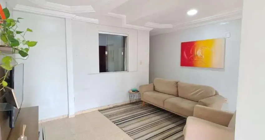 -COP 30 - CASA DE 2 PAVIMENTOS COM 2 SUÍTES NA AVENIDA DUQUE DE CAXIAS! -ÁREA TOTAL DE  160M². -01 VAGA DE GARAGEM.