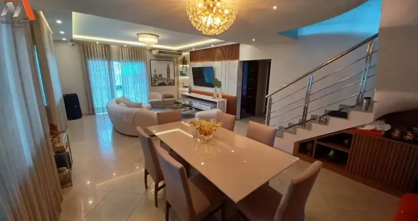 - cop 30 - casa de 2 pavimentos com 4 suítes no condomínio greenville 2! -área de 342m². -03 vagas de garagem. -nascente.