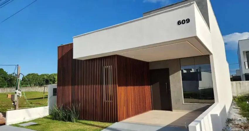 Casa no condomínio porto marina. área privativa de 160m². 02 vagas de garagem. nascente.