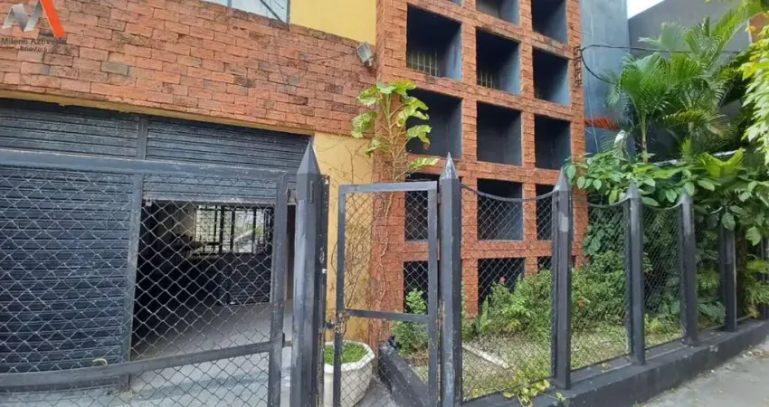 Casa comercial de 2 pavimentos no bairro do umarizal. área privativa de 472m². 01 vaga de garagem.