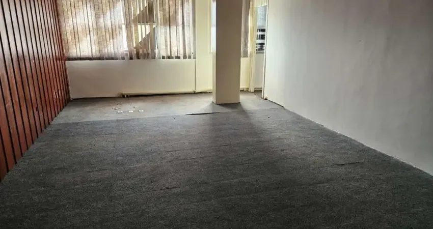 Sala comercial com 3 salas para alugar na Rua Quinze de Novembro, 226, Campina, Belém