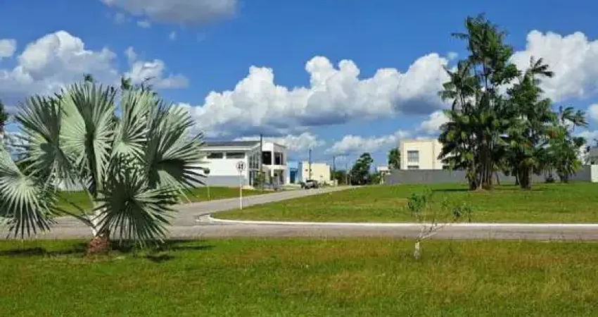 Lote em condomínio fechado na br 316 km 19. área total de 520m².