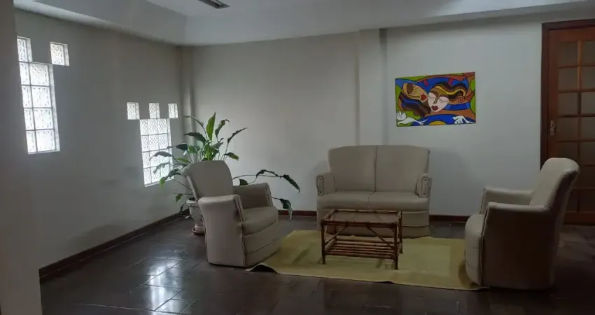 Apartamento 3 dormitórios mobiliado.