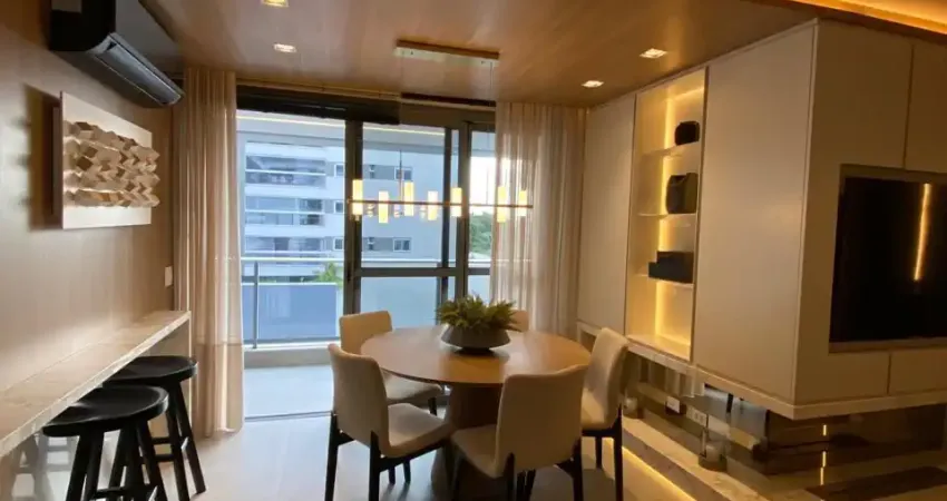 Apartamento NOVO no Água Verde com 2 dormitórios c/ 1 suíte e 2 vagas