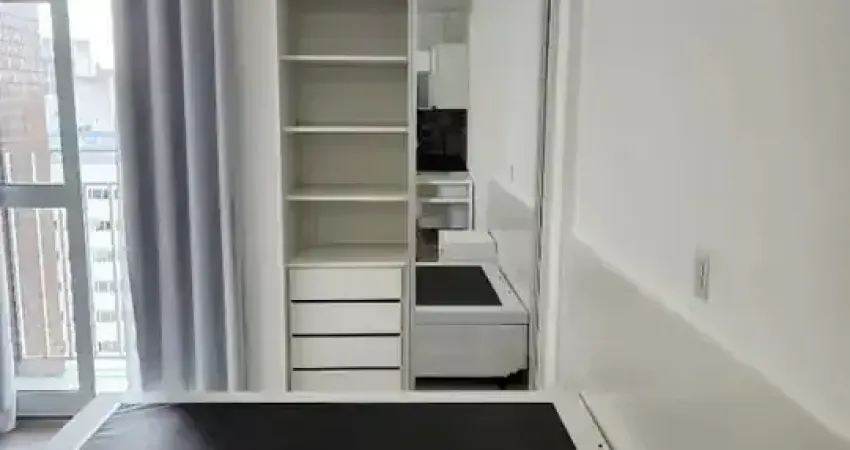 Studio Mobilado - 1 quarto  - 33m² privativos -  Centro - Curitiba