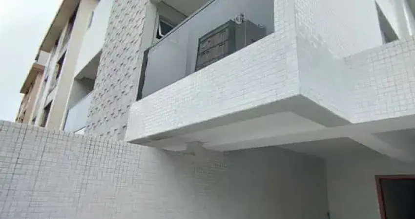 Casa com 3 quartos à venda na Delphin Moreira, --, Embaré, Santos