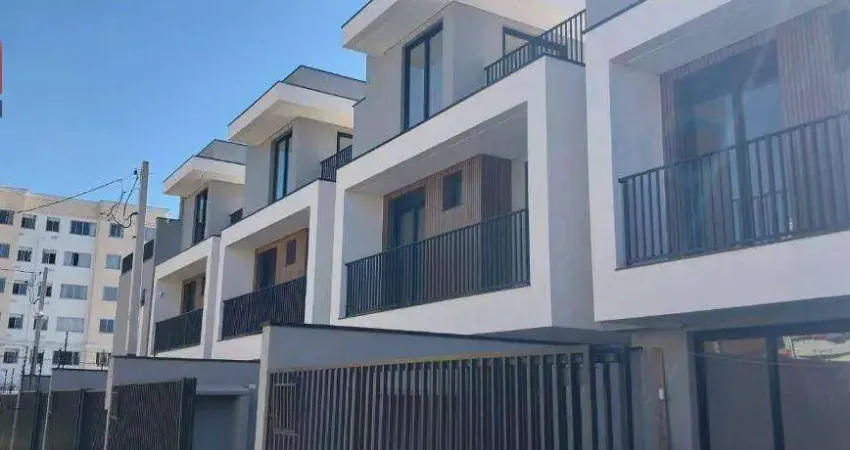 Sobrado com 3 quartos à venda, 136 m² por R$ 815.000 - Cajuru - Curitiba/PR