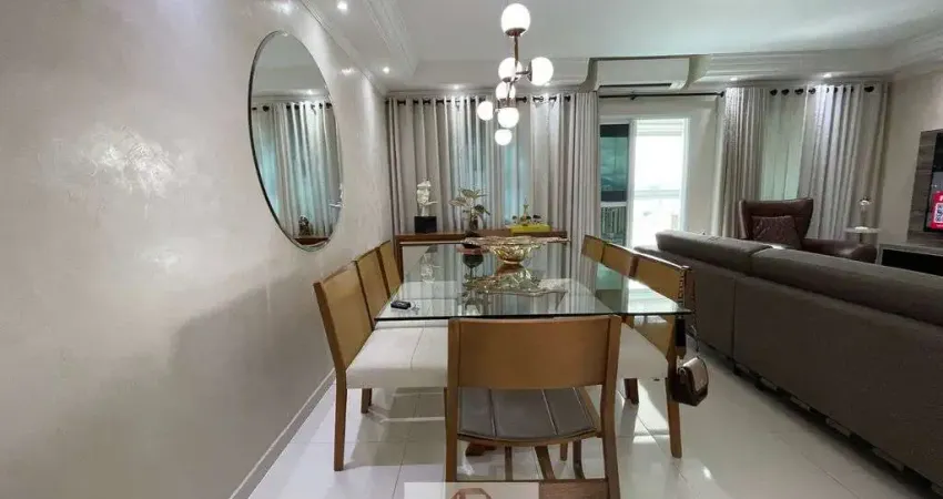 Apartamento em Praia Grande, no Canto do Forte de 3 suites com 157m²