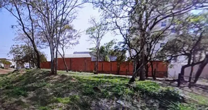 Terreno à venda no Jardim Contorno, Bauru 