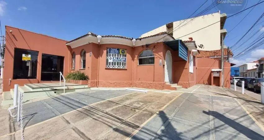 Casa comercial com 4 salas à venda no Centro, Itu 