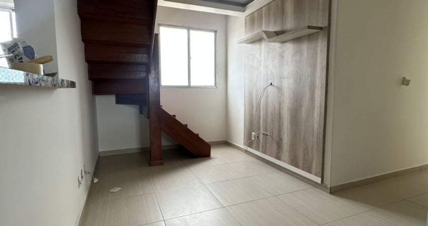 LINDA COBERTURA  3/4 COM 2 SUÍTES ÓTIMA LOCALIZAÇÃO PRIVILEGIADA