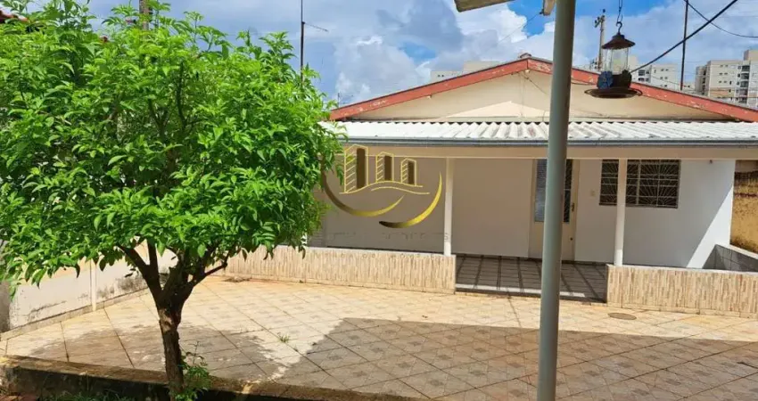 Imperdível oportunidade de adquirir casa com 2 quartos e 3 vagas de garagem no Jardim Nossa Senhora do Carmo - Americana-SP!