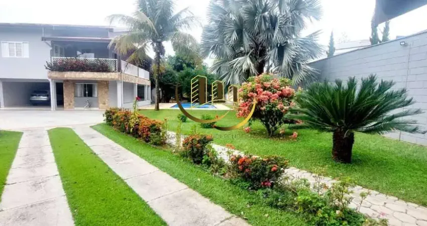 Luxuosa Casa em Condomínio à Venda em Americana-SP, Portal dos Nobres: 3 Quartos, 1 Suíte, 2 Salas, 4 Banheiros, 10 Vagas, 362m².