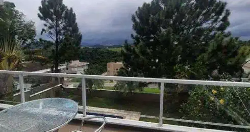 Oportunidade , linda casa de condomínio com 4 suites . 440 mts de terreno. MOBÍLIADA