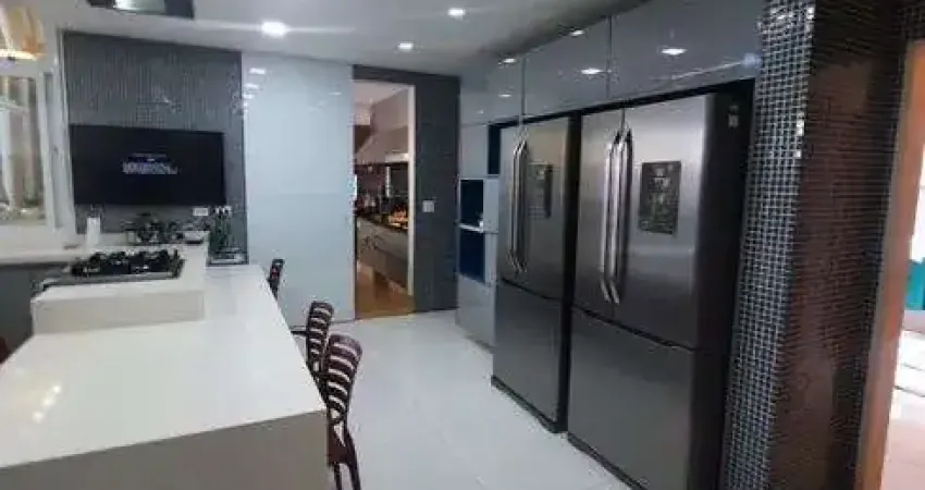 Novidade , Mansão dentro de condomínio há venda possui 1100 metros terreno com 5 suites .