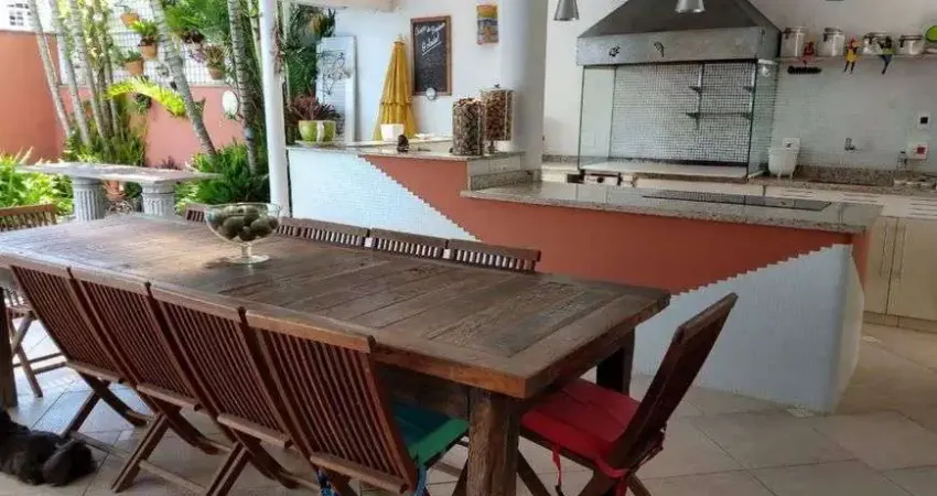 Oportunidade , casa de condomínio para venda com 370 metros quadrados com 4 quartos.