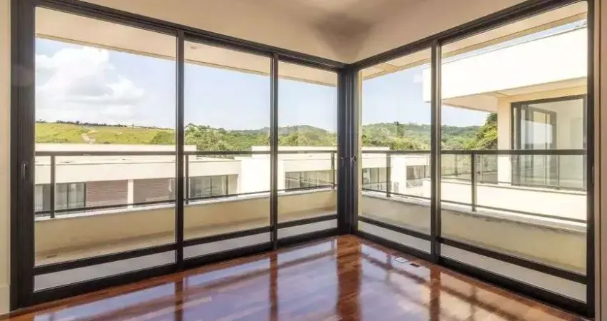Casa no Alpha House 1 para venda tem 214 metros quadrados com 4 suítes