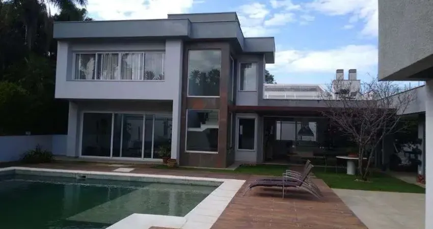 Maravilhosa mansão para venda em Alphaville, com 980 m2 e 4 SUÍTES ampla área.