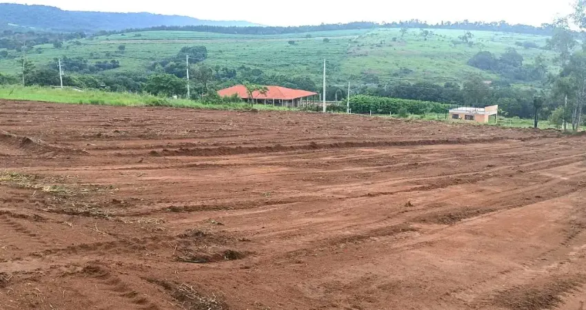 Chácara / sítio à venda na Zona Rural, Botucatu 