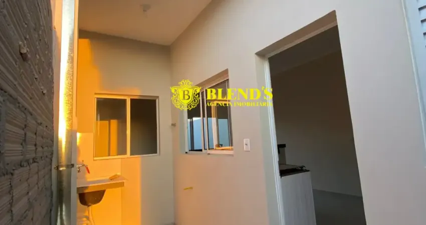 Casa no Jardim Iolanda com 2 dormitórios, com 60m de área construída em um terreno de 125m².