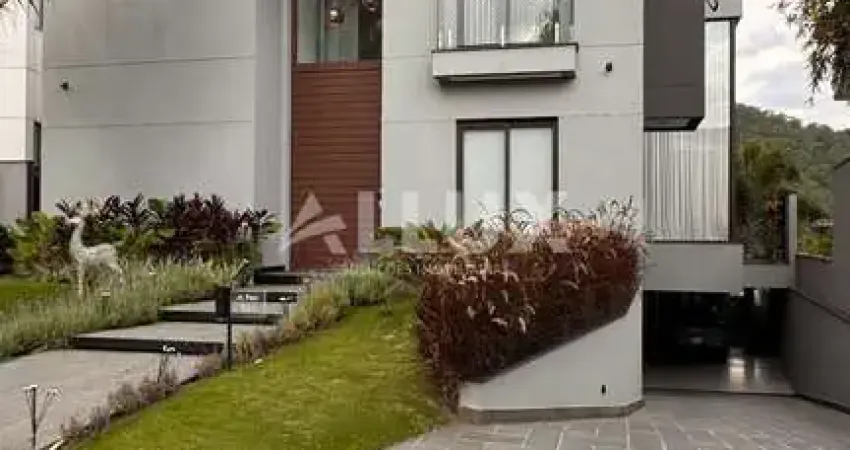 Casa para locação por R$ 75.000,00 no Condomínio Villa Solaia – Alphaville, Barueri SP