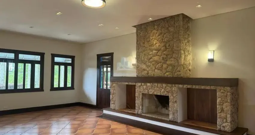 Casa para Locação em Barueri, Residencial Morada dos Lagos, 5 dormitórios, 5 suítes, 7 banheiros, 4 vagas
