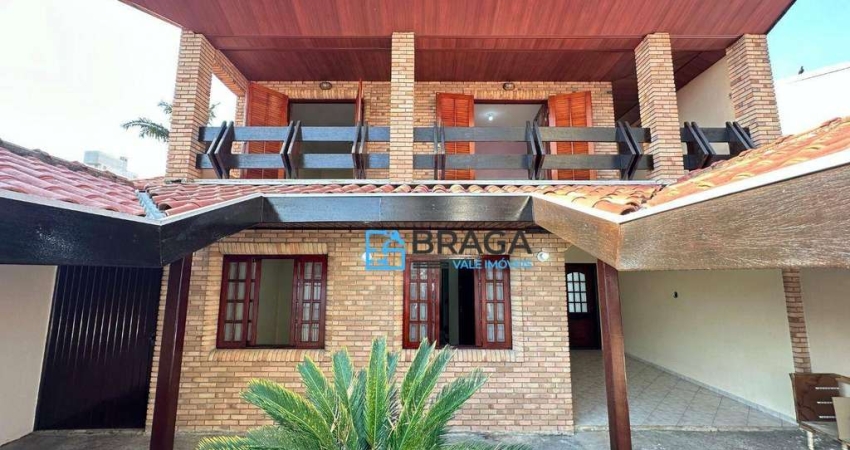 Casa com 4 dormitórios, 182 m² - venda por R$ 900.000,00 ou aluguel por R$ 4.676,67/mês - Jardim Petrópolis - São José dos Campos/SP