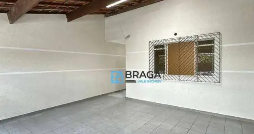 Casa com 4 dormitórios à venda, 241 m² por R$ 690.000 - Jardim América - São José dos Campos/SP